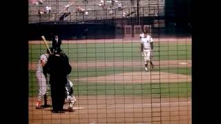 Brooks Robinson hits a homerun in Yankee Stadium 1966 [upl. by Auoy123]