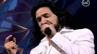 Marco Antonio Solis — Popurrí Romantico Live [upl. by Ajnin]