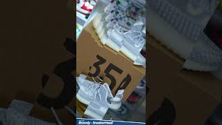 ADIDAS Originals  YEEZY Boost 350 V2  White  Unboxing [upl. by Aset]