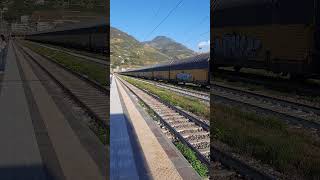 LM EU 43 richtVerona mit AltmannGanzzug bei Bozen am 29102024trainspotting train zug railway [upl. by Aserehs]