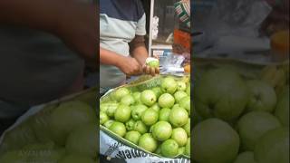 Tasty Guava Chaat  guava guavachaat peyaramakha streetfood food foodie fruit fruitcutting [upl. by Feetal]