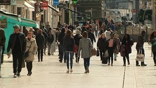 Comment Amiens développe quotle bienvivre en ville [upl. by Nevanod]