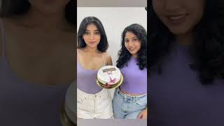 Payal Jaiin and Tena Jaiin so beautiful Payalkumawat17shortpayaltena cute [upl. by Nauwaj]