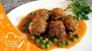 Albóndigas con Guisantes [upl. by Edras]