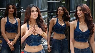 Palak Tiwari Flaunts Her 💦 Bold amp Huge 🔥 Cleavage In Deep Neck Denim Outfit [upl. by Vanden]