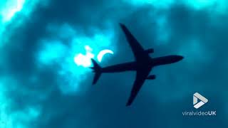 Viral Video UK Plane eclipses the eclipse [upl. by Adon727]