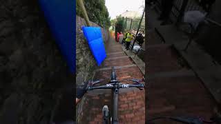 60kmh down narrow streets on a MTB [upl. by Letizia]