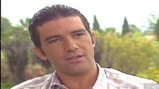 Antonio Banderas cómo aprendió inglés [upl. by Amlas]