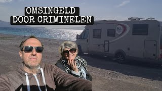 WK102  OMSINGELD DOOR CRIMINELEN  Wonen in onze camper [upl. by Aksel471]