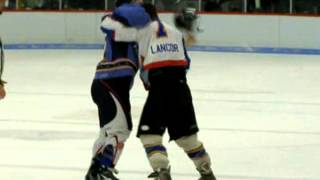 Sebastien Arseneault  Memramcook  vs PierPaul Landry  TracadieSheila  9 Decembre 2012 [upl. by Ailemak]