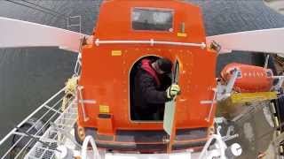 Freefall Lifeboat launch  NSCC Nautical Institute 2014 [upl. by Sulamith132]