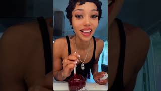 Coi Leray show us her apples [upl. by Pansie]