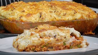 Red lentil Shepherds Pie with a Cauliflower Cheese Mash Crust [upl. by Nniuq]