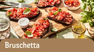 Bruschetta mit Tomaten – der italienische Klassiker 🍅  REWE Deine Küche [upl. by Niajneb]