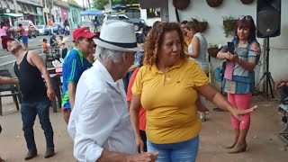 BAILE Y NO ES EN LA PLAZA LIBERTAD 🇸🇻💃🕺 [upl. by Niamert]