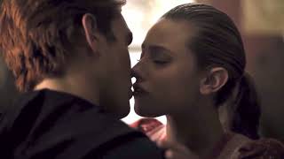 Betty and Archie kiss 4x15 without background music [upl. by Yesllek277]