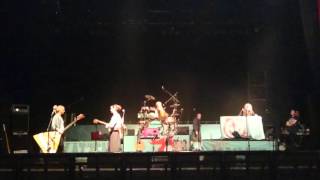 Katzenjammer Soundcheck  Shepherds Bush Empire  17 November 2015 [upl. by Anifur512]