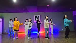 MDANCE Magnetic  ILLIT KPOP COVER 중등부M댄스용원본점 [upl. by Amasa424]