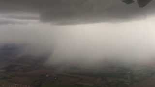 Turbulência e Temporal em DouradosMS Visto pelo Passaredo ATR 72600 [upl. by Barcellona303]