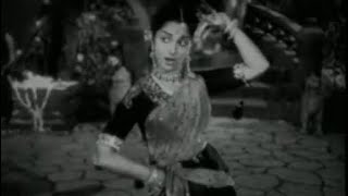 Waheeda Rehman Rare Dance Song from Jayasimha 1955 [upl. by Tattan]