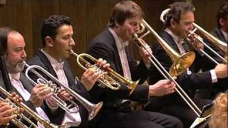 J Strauss Radetzky March Daniel Nazareth conductor [upl. by Yorled]