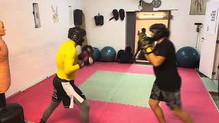 Sparring 50kg 80kg boxing training sparring boxe speed workout [upl. by Ahtamas]