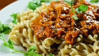 Μακαρόνια με κιμά κοτόπουλου  pasta bolognese chicken  VK nutrition by Vasileios Karamanidis [upl. by Nwadrebma]