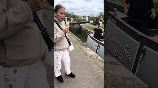 Filipina visits a lock in the UK [upl. by Hna495]