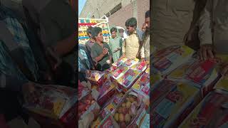 Fruit mandi Pakstan bigst whole sale fruit market [upl. by Ettenot265]