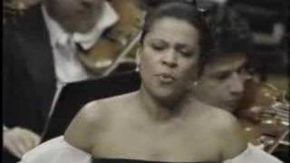 Kathleen Battle  Swing Low Sweet Chariot  Boys Choir of Ha [upl. by Yam]