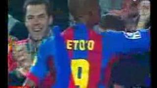 Gol de etoo barçamadrid 30 20112004 [upl. by Enisamoht]