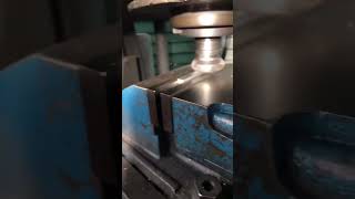 USING THE MILLING MACHINE TO GET CARBON STEEL SAMPLE TO SQUARE BAR READY FOR TOUGHNESS TESTING [upl. by Lalib]