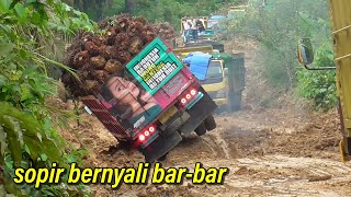 ATRAKSI DI DEPAN MATA AKSI SOPIR 62 BERNYALI BARBAR [upl. by Heger]