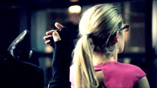 Oliver amp Felicity  Just a kiss ARROW 2x07 [upl. by Voltmer]