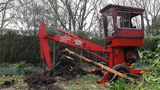 Smalley Digger removing Tree [upl. by Holbrooke479]