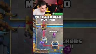 LA JUGADA MÁS PRO DE CLASH ROYALE 😎👊 clashroyale shorts [upl. by Eniarol]