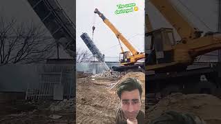 The crane failed to control the situation automobile macine quranrecitation excavator [upl. by Yenhpad493]