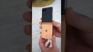 Motorola RAZR Pantone 2024 Edition Unboxing Peach Fuzz [upl. by Udele462]