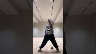 YOENJUN DOING A DANCE CHALLENGE MADE BY A FANGIRL 😱txt dancevideo kpop yeonjun titanus [upl. by Wakefield541]