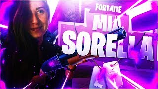 FORTNITE MIA SORELLA E UNA BOMBA [upl. by Eelloh]