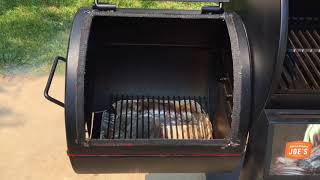 Sealing the Grill  Oklahoma Joes 3 in 1 [upl. by Matusow]