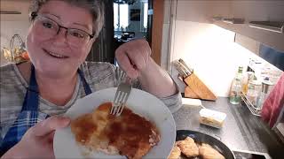 Schnitzel selbst panieren und braten wie die Muddi [upl. by Odnumyer]