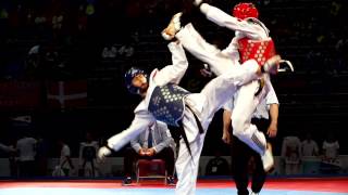 Highlights di Davide Spinosa Campione del Mondo di Taekwondo [upl. by Rouvin]