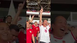 Momen Jokowi Teriak Histeris Bareng Supporter Lain saat Nonton Timnas di GBK usai Pensiun [upl. by Verbenia]