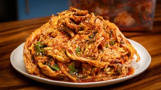 Choosing the best ingredients for Korean kimchi ft Maangchi’s Kimchi [upl. by Suhpoelc]