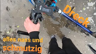 How to Fahrrad dreckig machen und Füße nass machen [upl. by Akehs66]