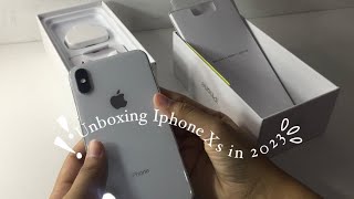 Unboxing Iphone XS in 2023 🌷🐚 [upl. by Kain]