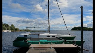 Trimaran Pinta 33 bout refit Episode 3 fibre glassing the floor with carbon fibre [upl. by Dachi]