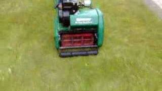 qualcast petrol 35s lawn mower [upl. by Margarida]