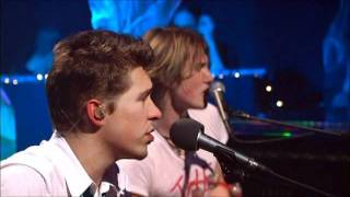 Hanson  MMMBop Underneath Acoustic Live [upl. by Enajaras]